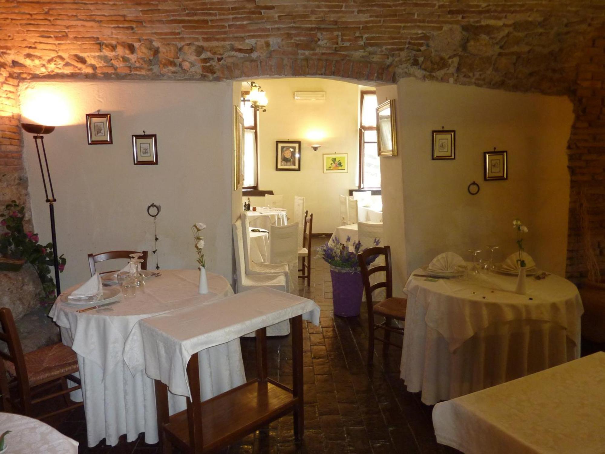 La Rocca Hotel Narni Exterior photo